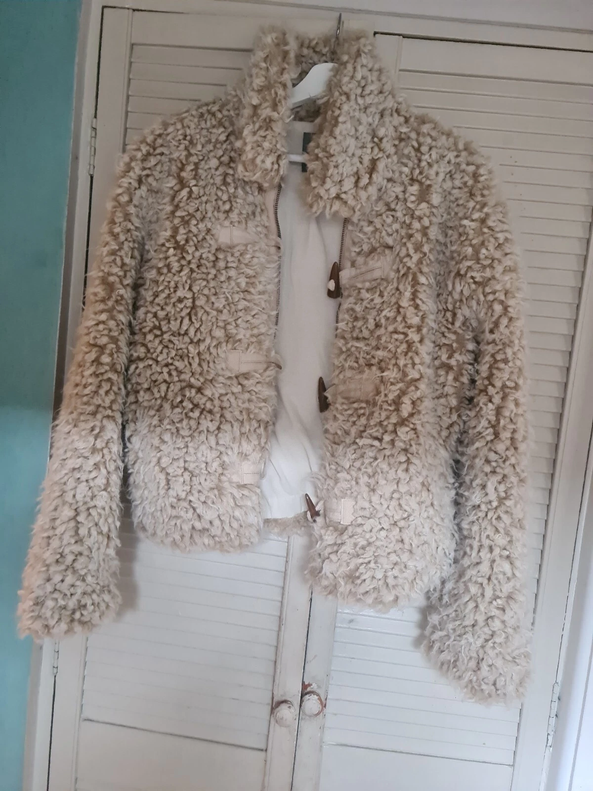 Picture 1 of 10