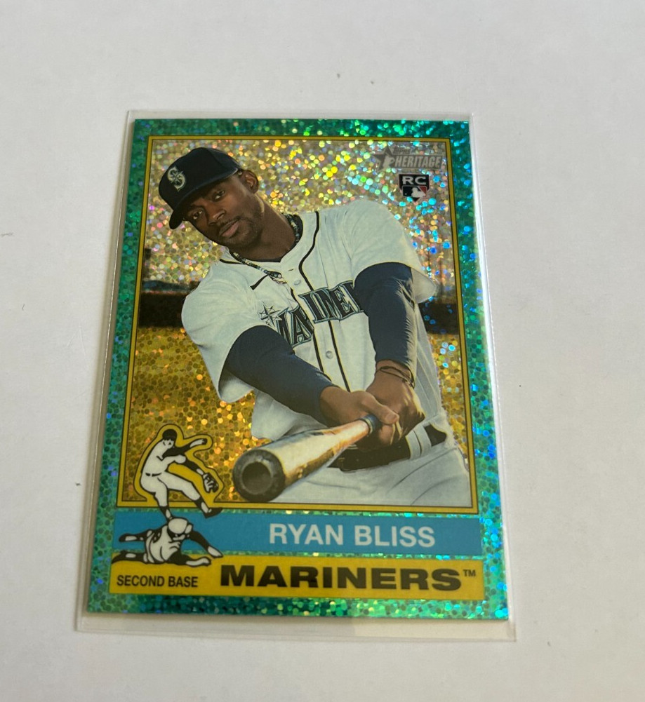2025 Topps Heritage #16 Ryan Bliss Chrome Light Blue Sparkle Rookie Card