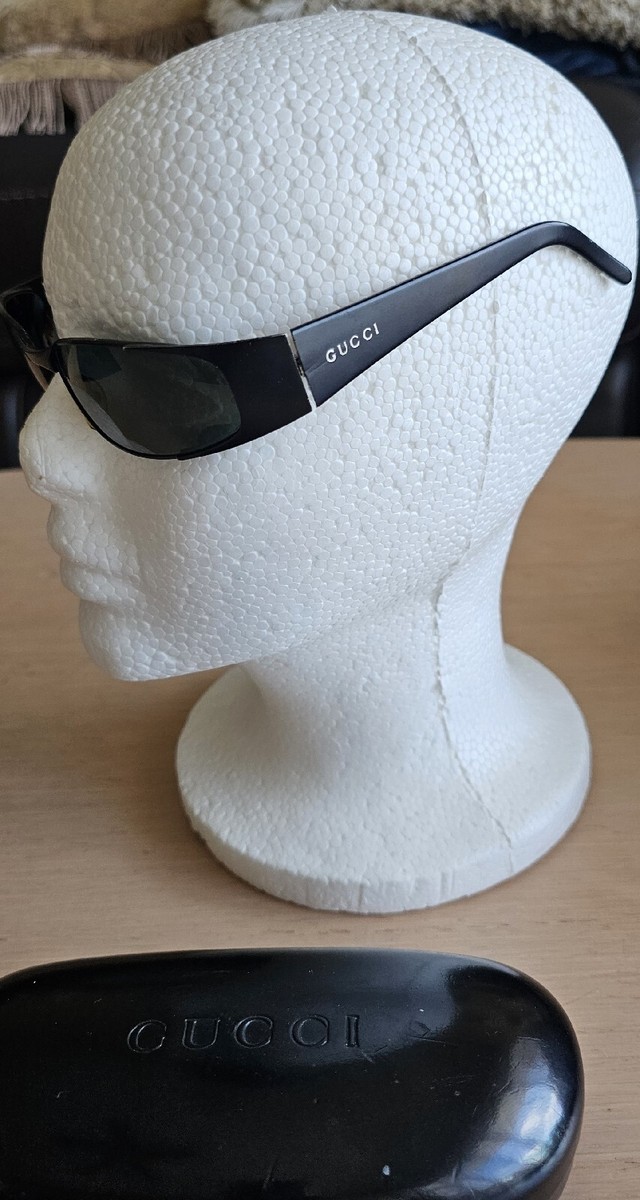 Gucci Black Shield Sunglasses GG 2377/S, Size 60 / 17/120 CASE 