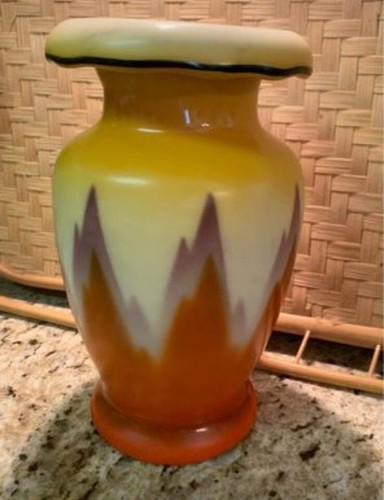 Ditmar Urbach Czechoslovakia Art Deco Flame Vase - Picture 2 of 6