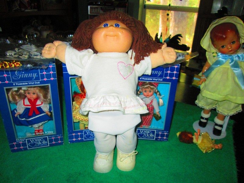 Coleco Cabbage Patch 16” 1978-1982  Vintage Baby Doll Brown Hair Blue Eyes
