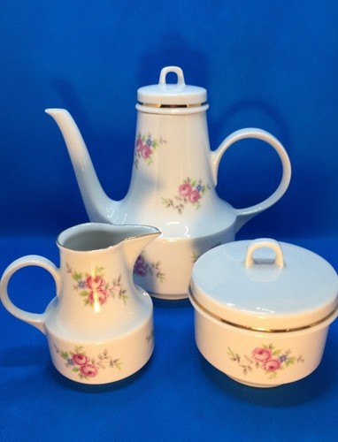 Vintage Henneberg Porzellan 1777 German Democratic Republic Tea /Espresso Set - Picture 2 of 19