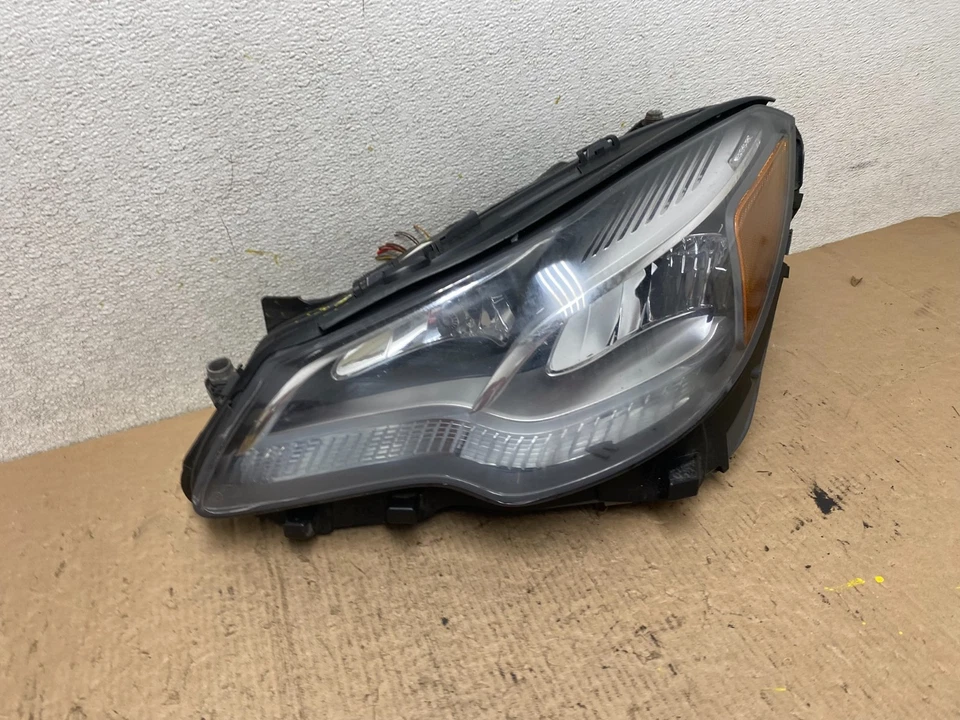 Faro izquierdo LED OEM Q3509 DG Mercedes-Benz W207 E400 E550 2014 a 2017 cupé Foto 3 de 4