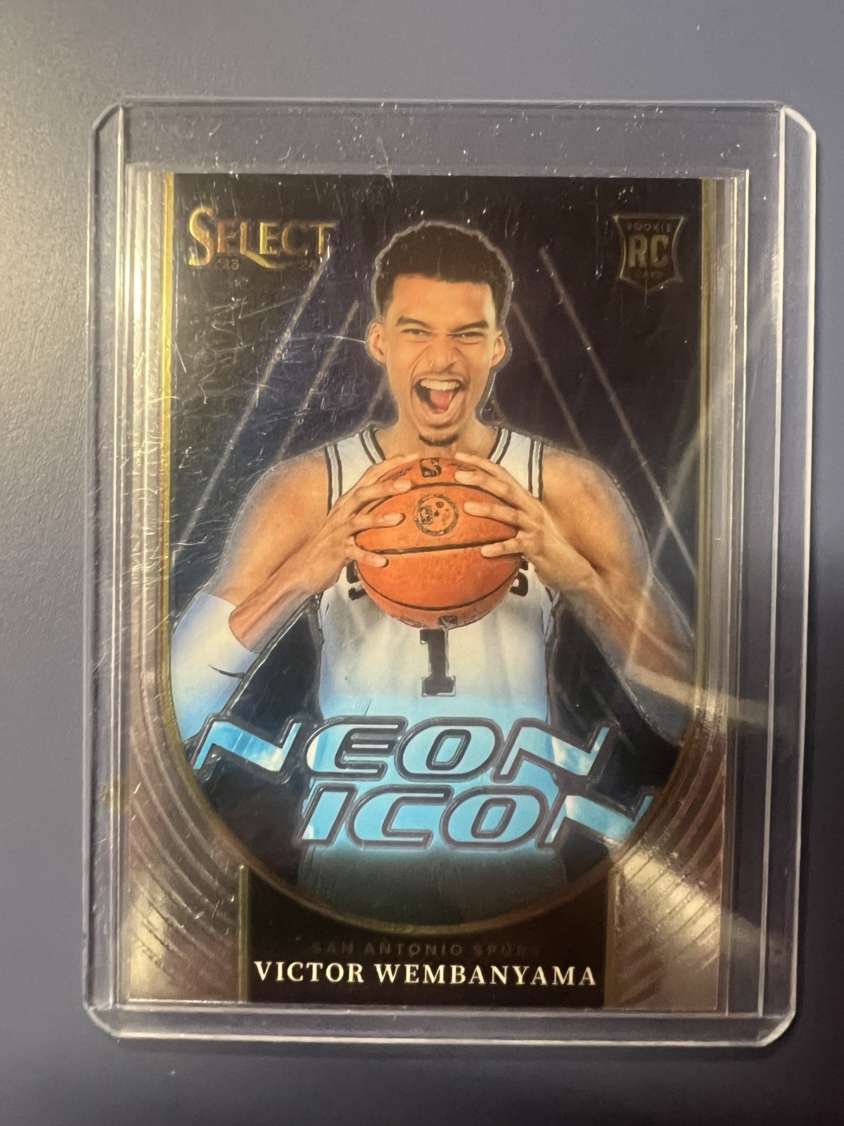 2023-24 Panini Select - Neon Icons Victor Wembanyama #13 Silver Prizm (RC) Spurs