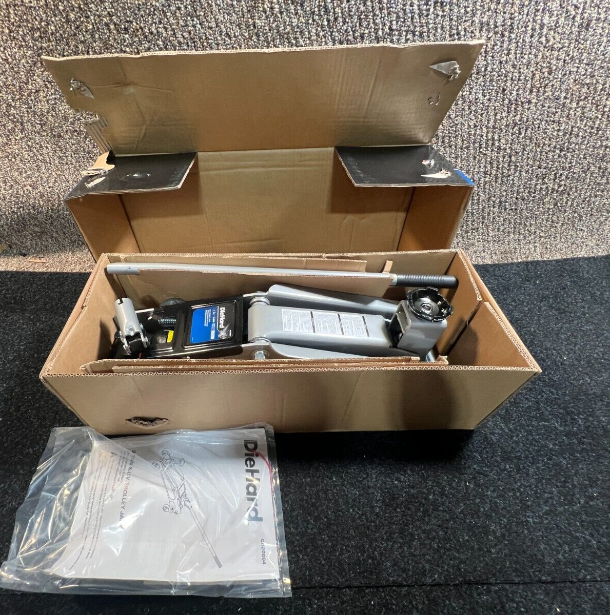 DieHard 3 Ton SUV Hydraulic Floor Trolley Jack with 360 Degree