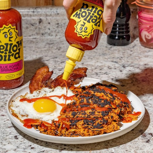 Yellowbird Blue Agave Sriracha 19.6 Oz 2-Pack - Picture 4 of 8