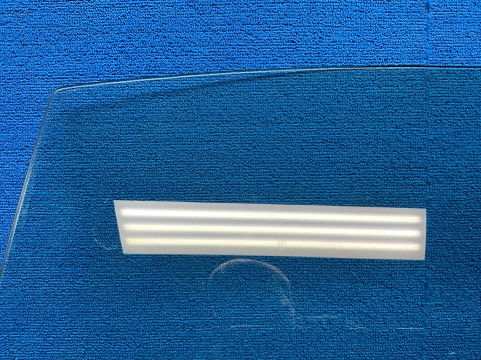 2013 道奇 AVENGER 后门窗玻璃 原始设备制造商 — 第 3/4 张图片