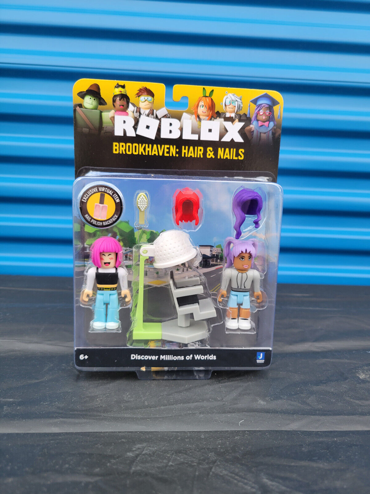 ROBLOX Celebrity Action Figure WOLFPAQ BROOKHAVEN HAIR & NAILS Polish  Playset