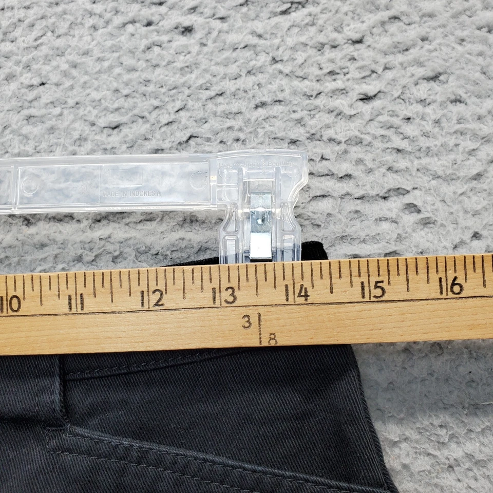 Minifalda BDG para mujer mediana negra de mezclilla de algodón liso bolsillos planos delanteros traseros cremallera Foto 4 de 4