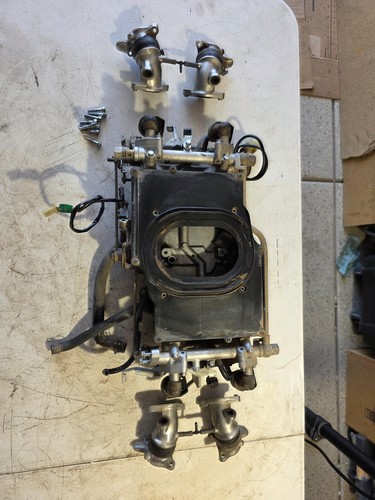 1985 HONDA GOLDWING GL1200 LIMITED FUEL INJECTION INTAKE (FOR PARTS/REBUILD) - Picture 3 of 5