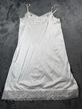 Vintage Vassarette Lingerie Slip Womens Large White Nylon Lace Trim Nightgown