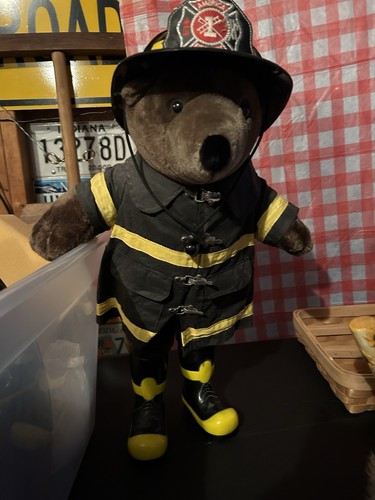 1986 Patriot Bear 20-inch Firefighter