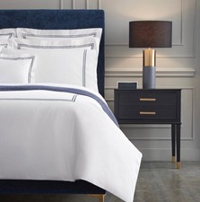Sferra Grande Hotel Duvet Cover Only Sz King in White/Navy