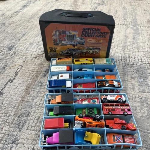 VINTAGE 1970s Matchbox Official 24-Car Carry Case w/ 25 1970s-1980s Diecast Cars