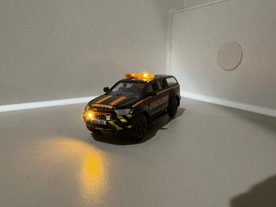 Working Lights Oxford Diecast 76FR004 Crouch Recovery Ford Ranger Raptor - Image 2 of 4