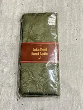Vintage Linens N Things Orchard Scroll Damask Napkins EVERGREEN - Pack Of 4