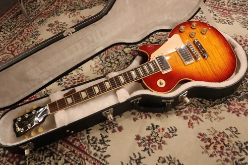 Gibson Les Paul Traditional Plus Top Heritage Cherry Sunburst USA 2010 E.Guitar