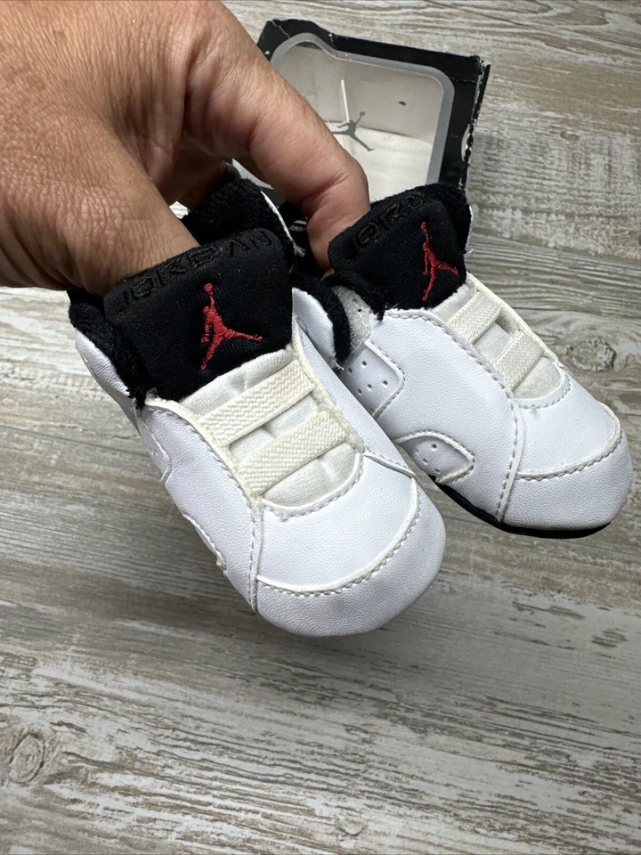 ZAPATILLAS INFANTILES AIR JORDAN 6 VI RETRO (CB) Blanco/ROJO UNIVERSITARIO 384668-102 TALLA 1C Foto 3 de 4