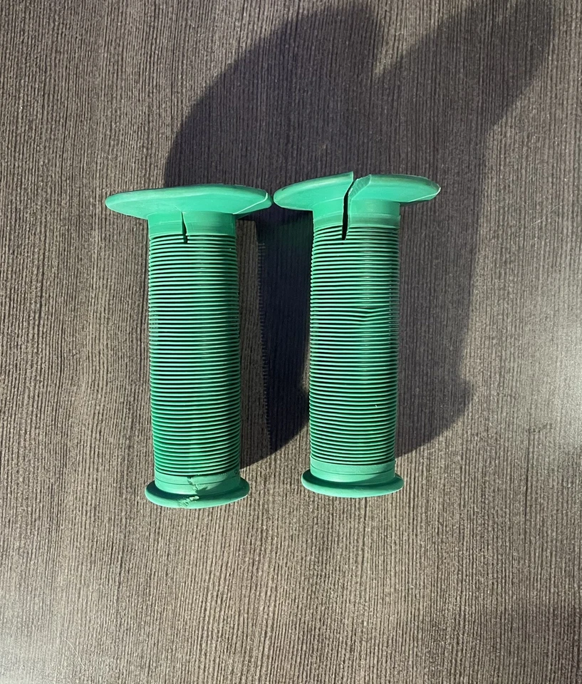 Empuñaduras de bicicleta BMX Mushroom ODI, verdes SE BICICLETAS BEASTMODE DINERO LINCHAMIENTO EMPUÑADURAS Foto 3 de 3