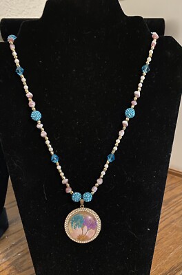 handmade Beaded jewelry necklaces W/ Pendant With Dried Daisy Flowers. Lot