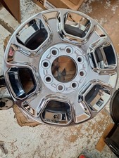 GMC Sierra 2500/3500, Silverado, 18" Factory OEM (1) SINGLE  Wheel Rim