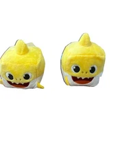 Pinkfong - Baby Shark Official Song Plush Cube Animal Toy Soft Musical Yellow 2