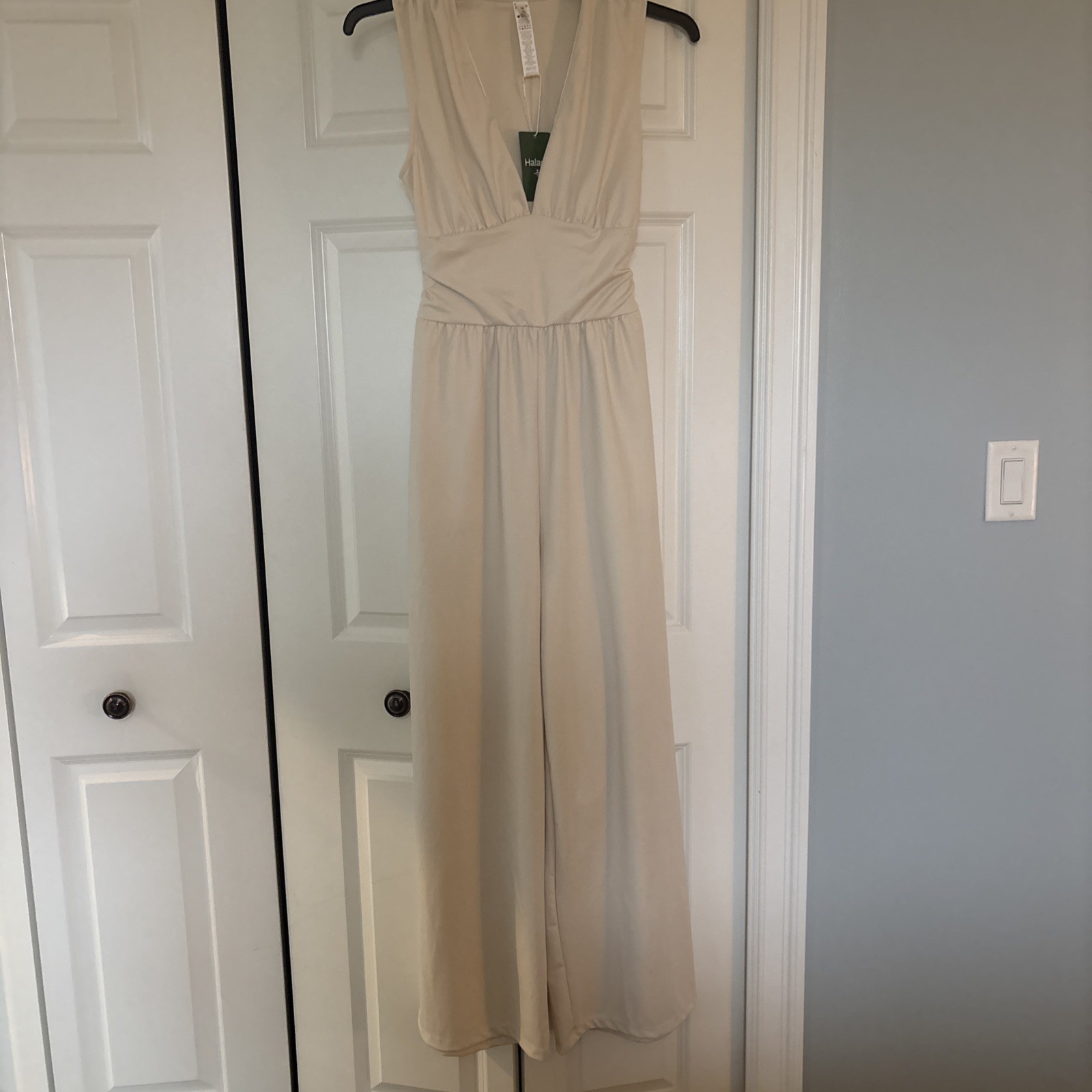 Halara Off White Jump Suit Women's Size Medium New with Tags
