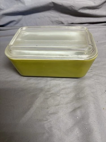 Vintage Pyrex Refrigerator Dish Olive Avocado Green 0502 1.5pt W/Lid
