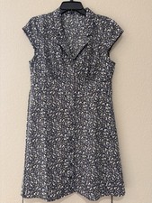 Women's Floral Print Knee Length Dress, Size 8/10 (LOFT) Tags Removed.