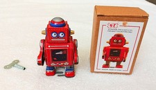 2024 Vintage Style Walking Wind Up TIN ROBOT 3.4" Tall Nice Lithograph Design