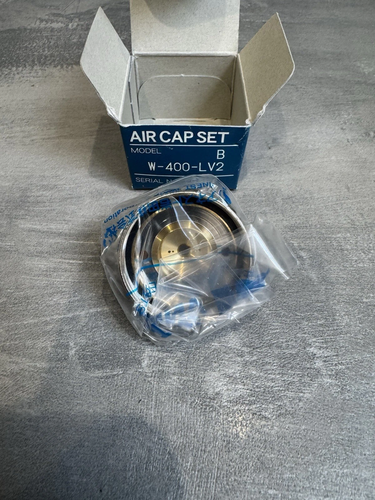 Anest Iwata W400 LV2 Air Cap Set W-400-LV2 Brand New In Box 5