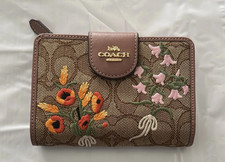 Best COACH CEC32 Medium Corner Zip Wallet Signature Jacquard w Floral Embroidery
