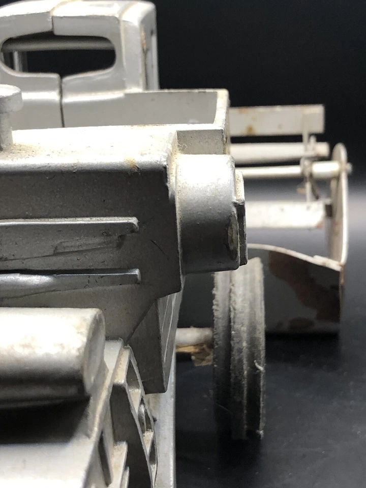 ERTL 1/32 Scale ALLIS CHALMERS Gleaner L3 Combine Die Cast Farm Toy - Image 3 of 4