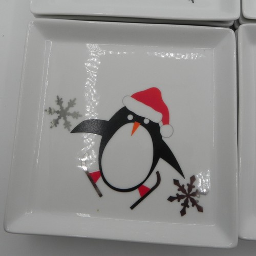 Crate & Barrel 6" Holiday Plates Christmas Penguin Appetizer Side Dessert Dish - Picture 5 of 6