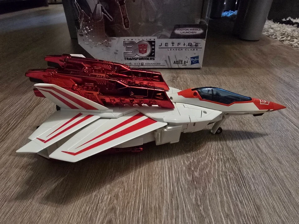 Transformers Generations Skyfire / Jetfire (2014) - komplett mit Box! - Bild 3 von 4