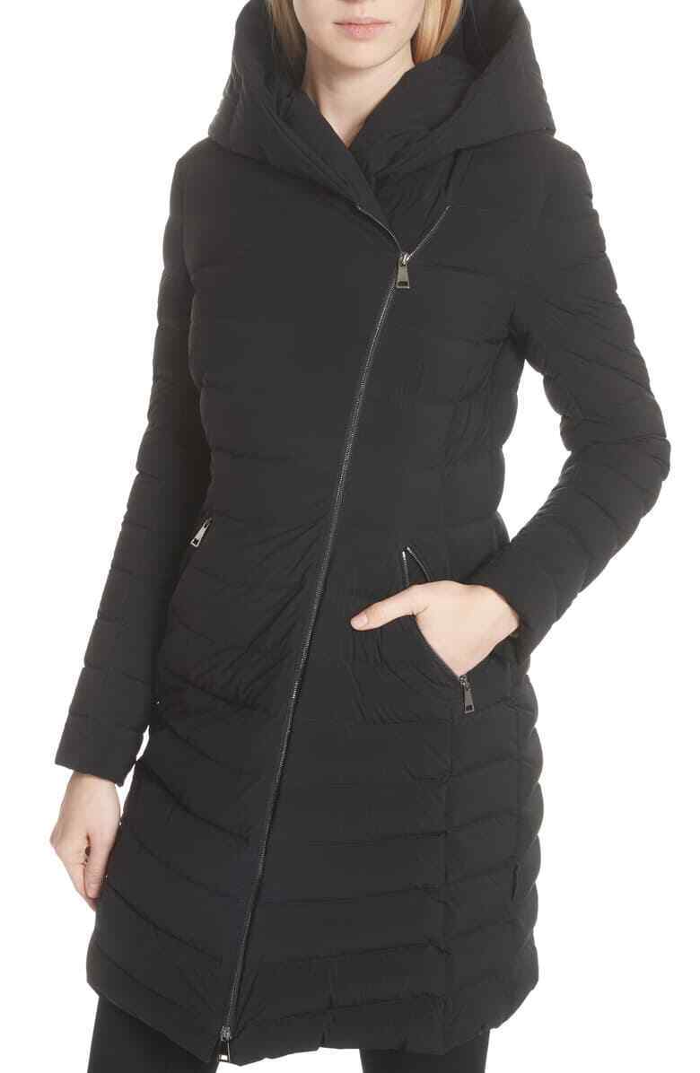 Moncler Barge Asymmetric-Zip Black Quilted Down-filled Coat Moncler Barge Asymmetric-Zip Black Quilted Down-filled Coat