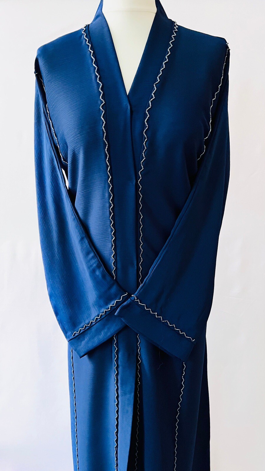 Navy Blue Front Open Dubai Abaya With Beadwork, Matching Scarf And Belt Size 54 image 4