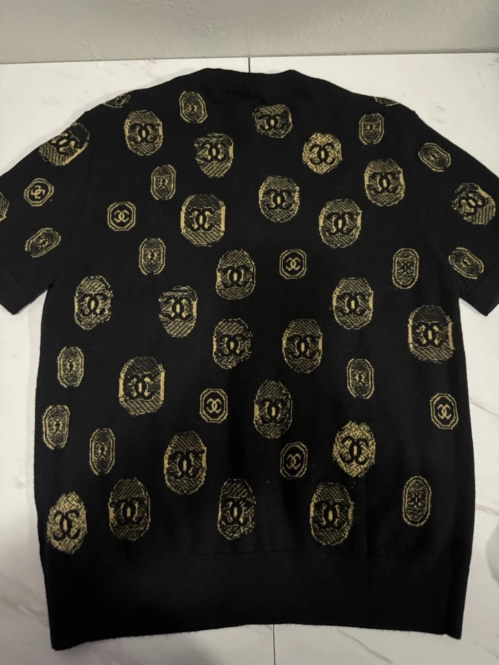 Cárdigan tejido cachemir negro Chanel talla 40 Foto 2 de 3