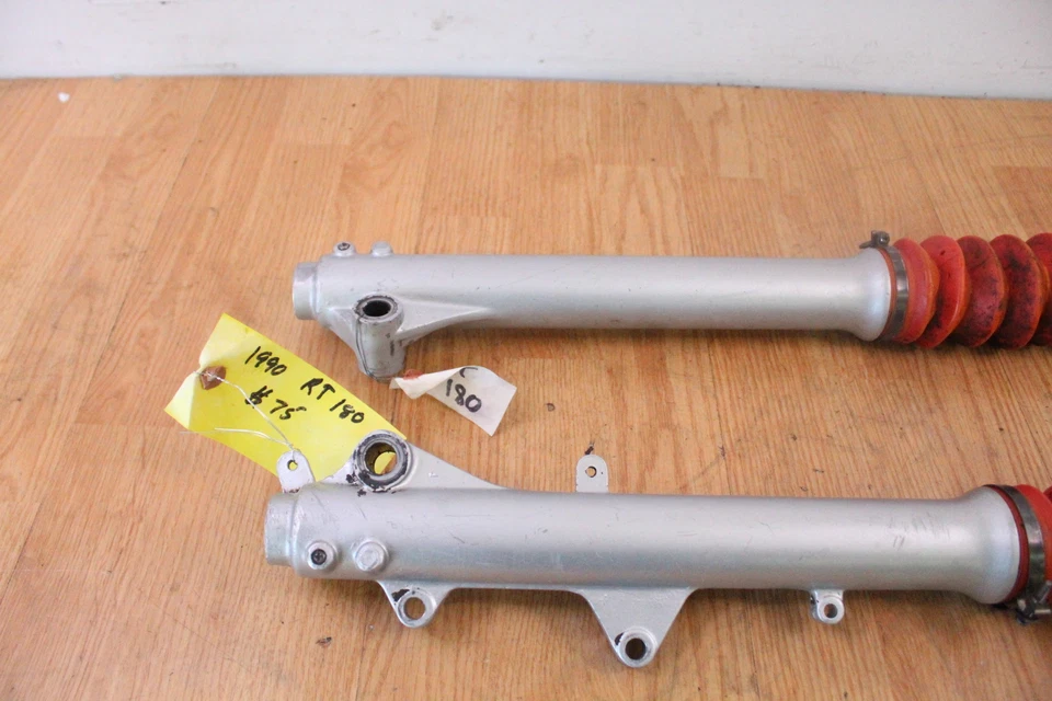 90 YAMAHA RT180 RT 180 1990 horquilla delantera amortiguador suspensión horquilla Foto 2 de 4