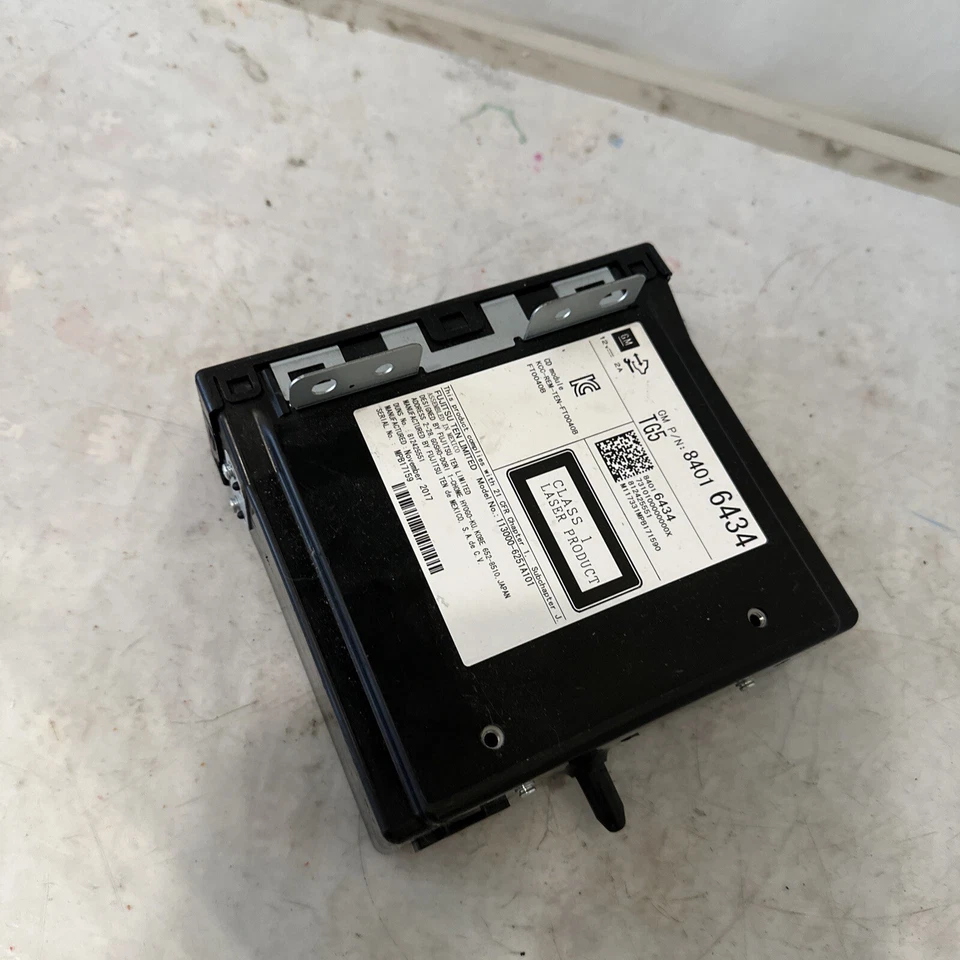 2018 CHEVROLET IMPALA RADIO AUDIO CD PLAYER COMPUTER CONTROL MODULE OEM 84016434 - Image 3 of 4
