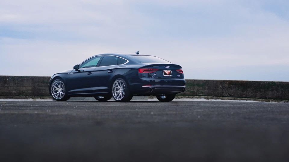 Llantas cóncavas plateadas FERRADA FR2 19" PARA HYUNDAI GENESIS CUPÉ 19x8,5/9,5 Foto 3 de 4