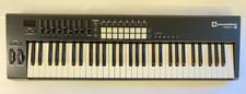 Novation Launchkey 61 MK2 MIDI Keyboard Contr...