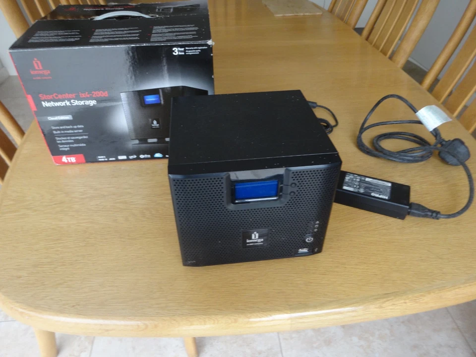 Iomega Storcenter IX4-200D Network Attached Storage - Image 2 of 4