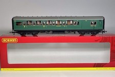 Hornby R4341C SR Maunsell Brake Coach 6596 Southern Railway Green - OO Gauge