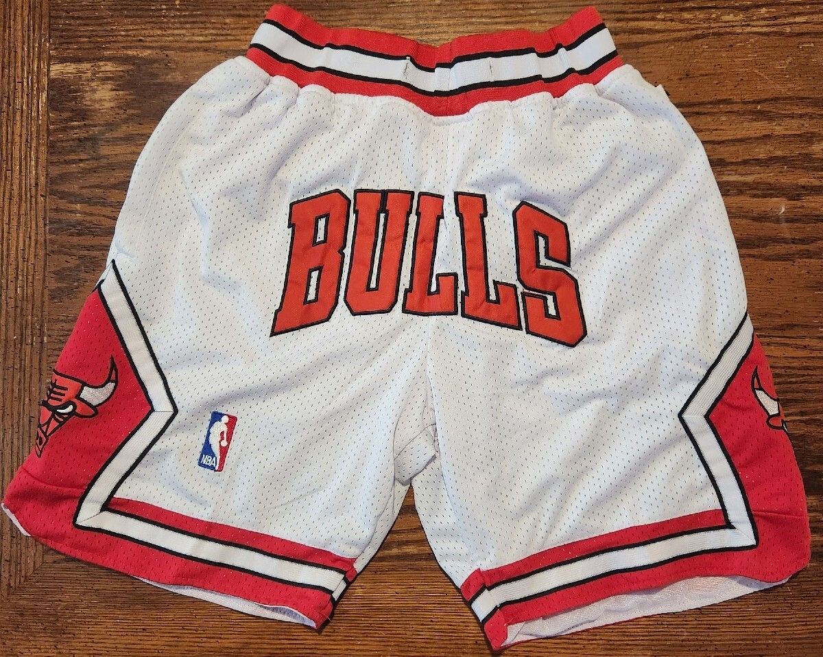 Just Don Chicago Bulls White Shorts 97-98 NBA Finals Mesh