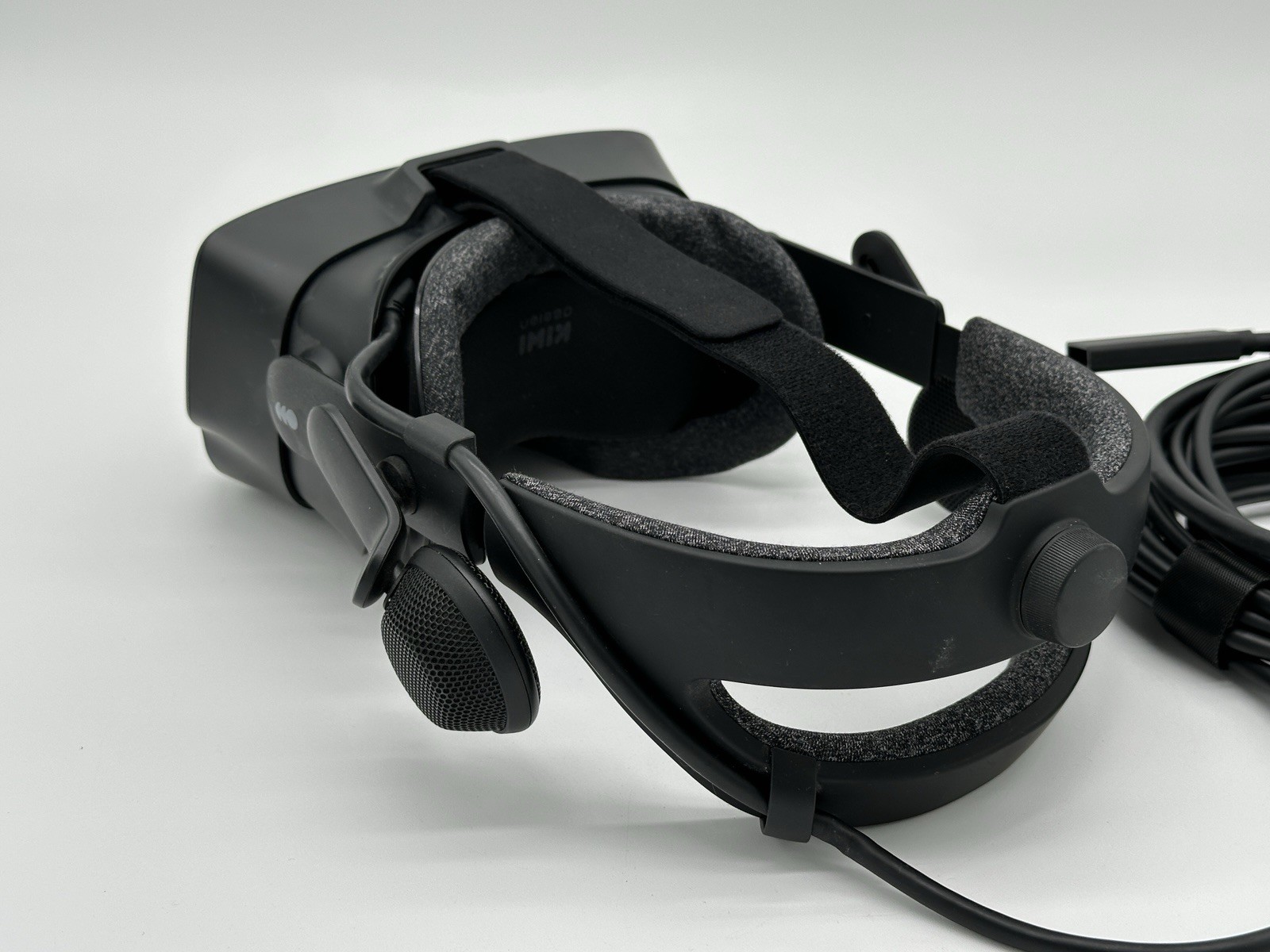 Valve Index VR Virtual Reality Headset Only  + Cables, Power Supply and Kiwi Fan