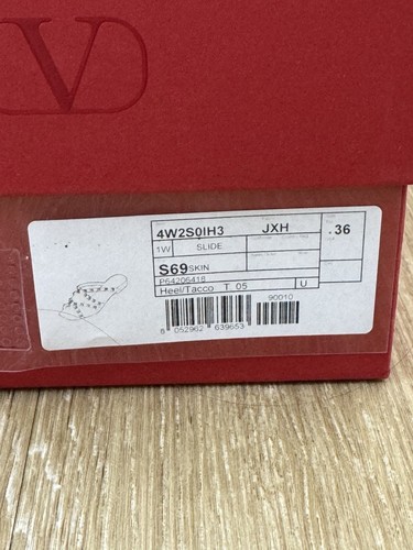 VALENTINO rockstud sandals 36 NIB $920 Retail - Picture 8 of 9