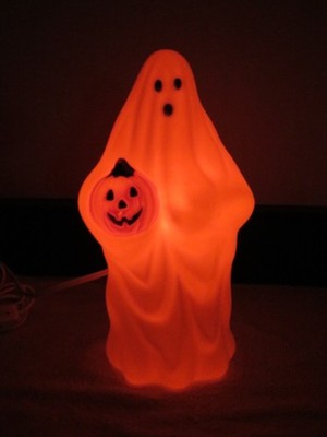 VTG 1995 Empire 9'' Halloween Ghost Carrying Pumpkin Tabletop Lamp Blow Mold