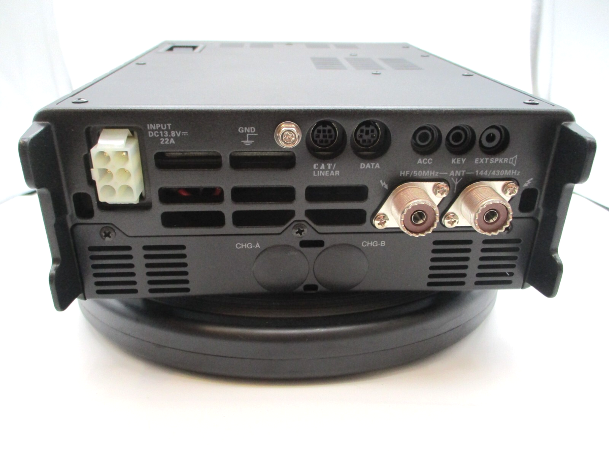 ヤエス　FT-897DM YAESU FT-897DM(50W)HF/50/144/430MHz ヤエス FT-897DM YAESU FT-897DM