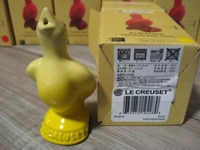 RARE Le Creuset (Japan Color) 3 1/2" Pie Bird Baking Funnel - Soleil Yellow